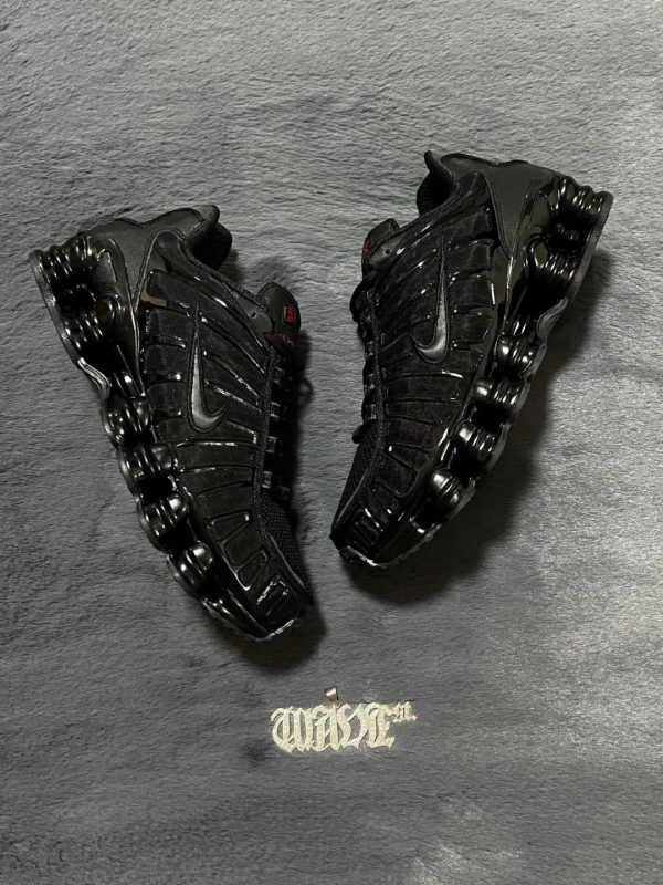 Nike Shox - Black
