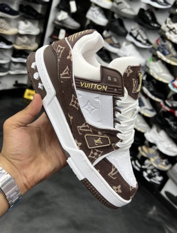 Louis Vuitton Trainers - Brown